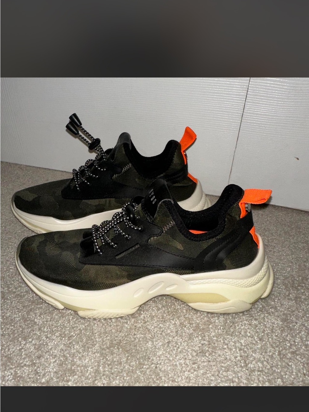 Steve Madden sneakers